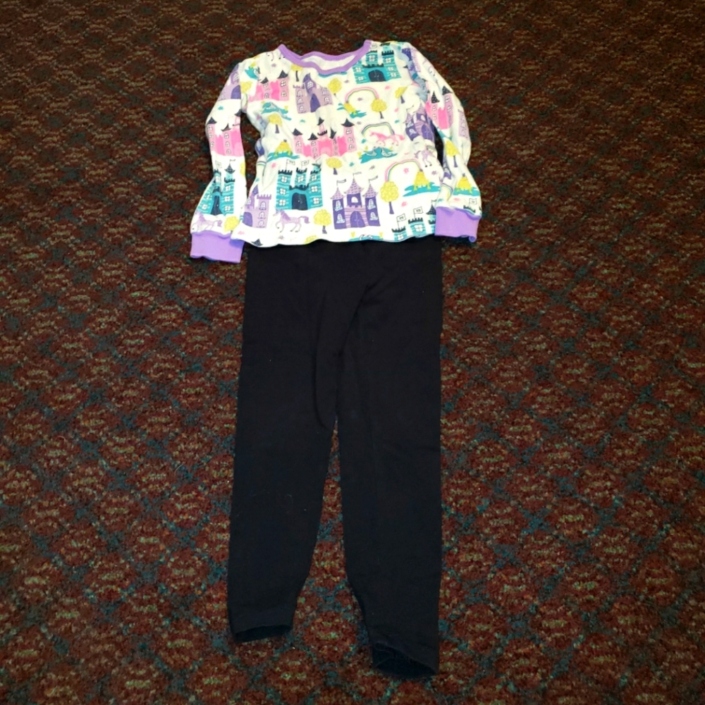 Girls 2t/3t two piece outfit